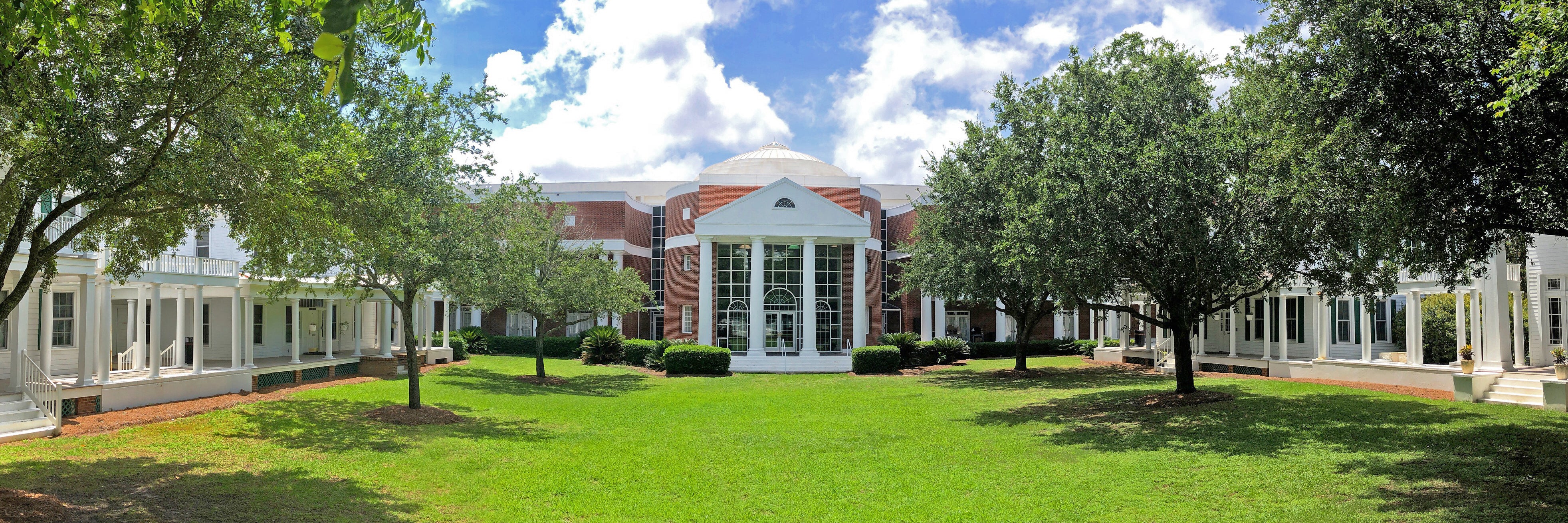 Rotunda and Landis Green panorama